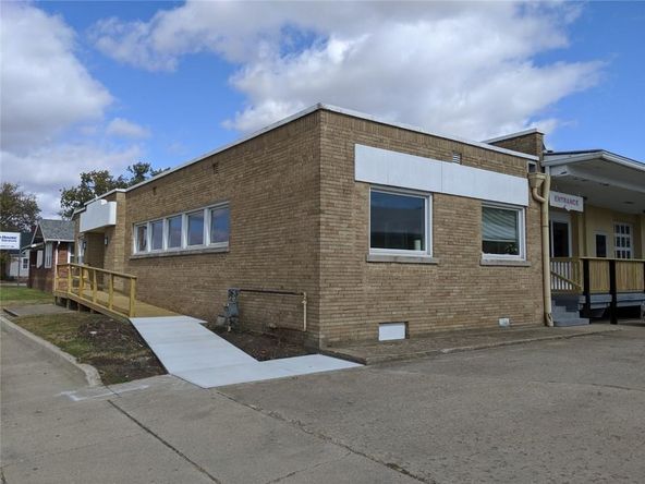 1304,08,20 & 1220 Lake Land Blvd, Mattoon, IL 61938